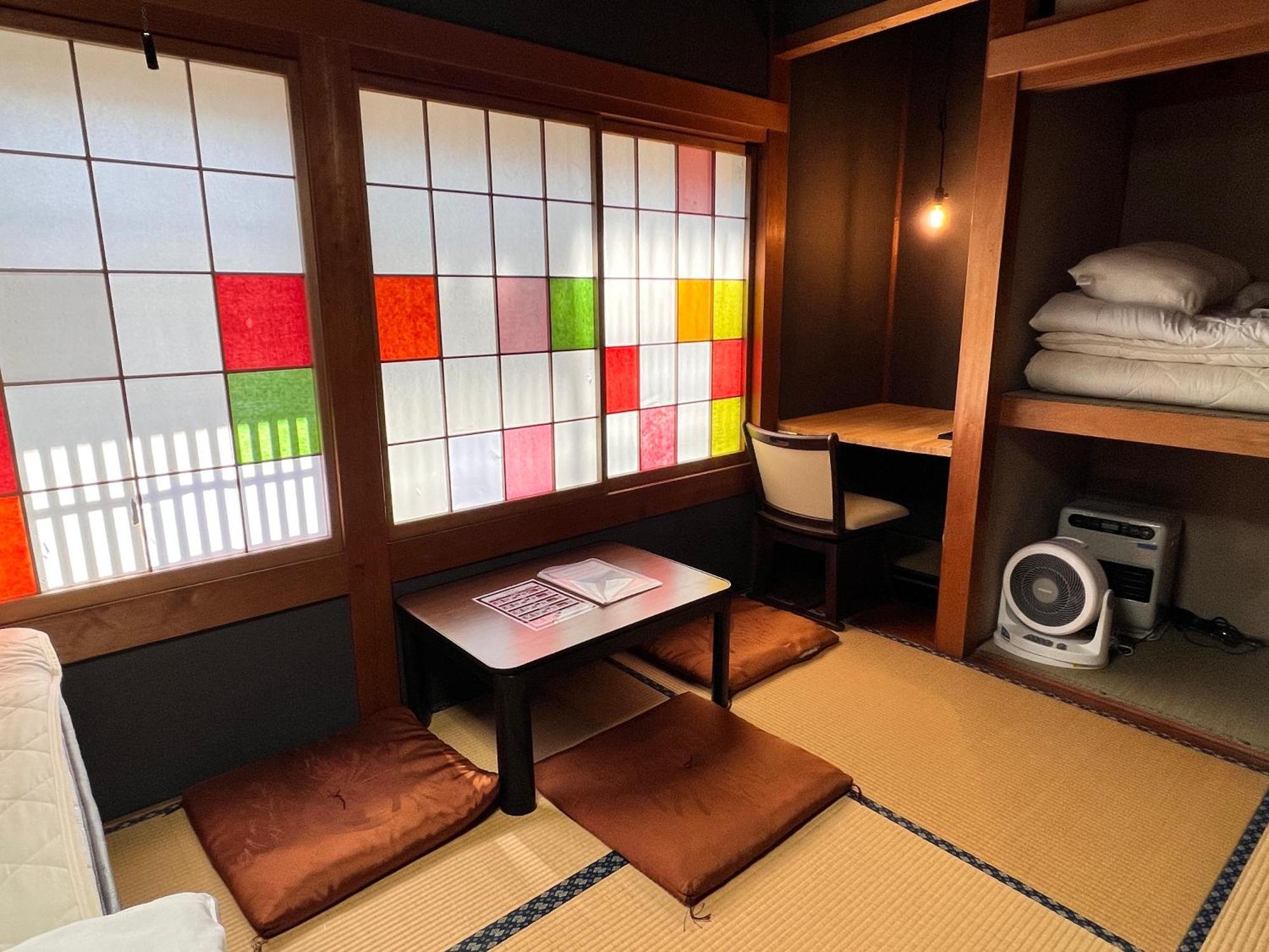 Hostel Murasaki Ryokan Takayama  Exteriör bild